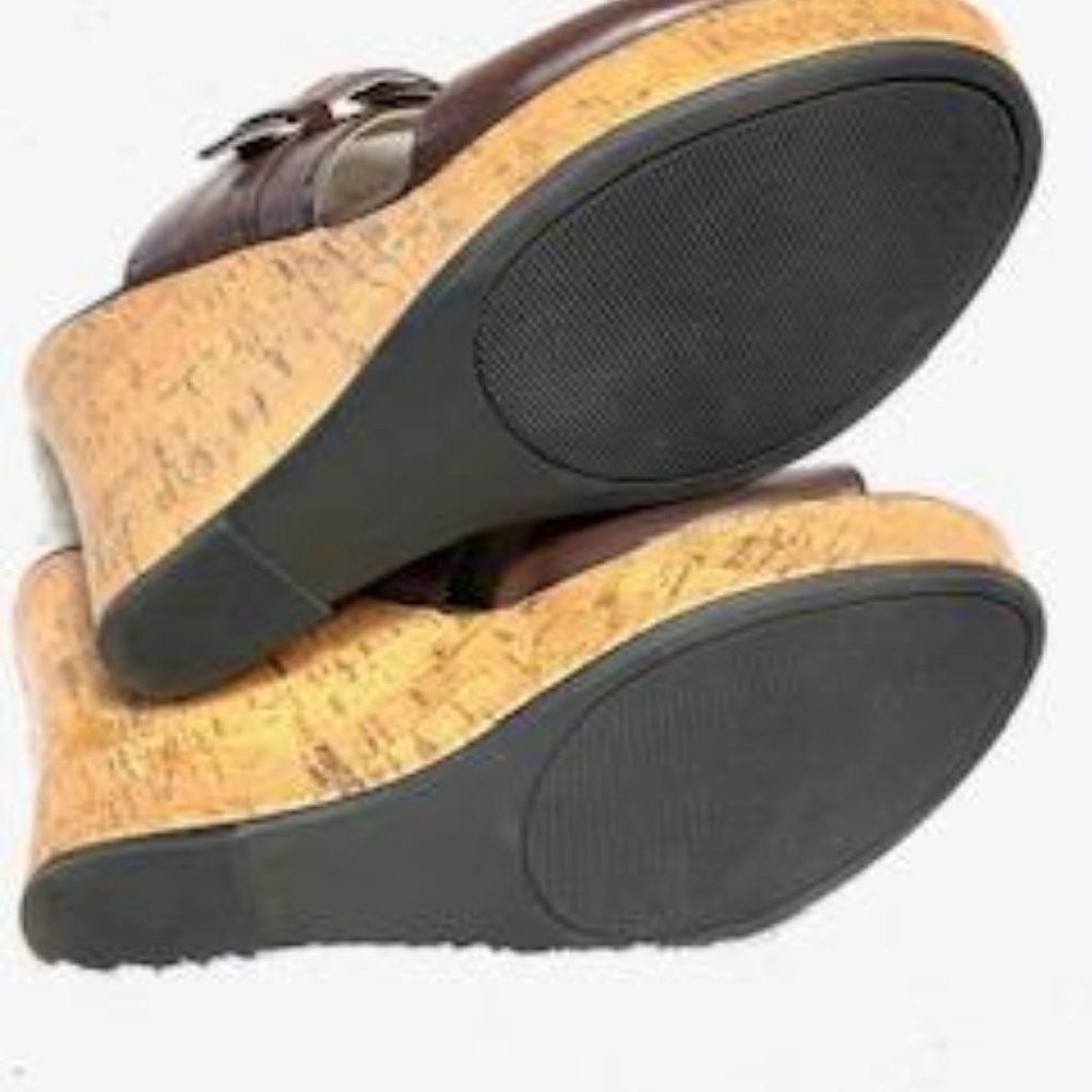 Liz Claiborne Cork Wedge Women Sandals - Picture 6 of 11